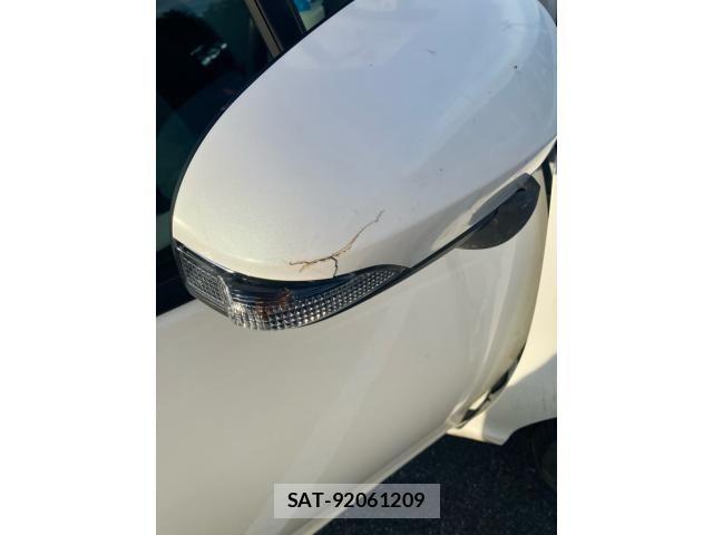 Toyota AQUA 2012-08 8034407-12