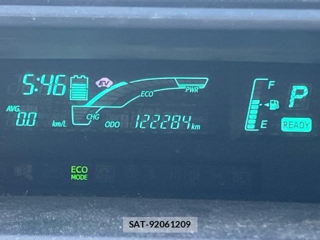 Toyota AQUA 2012-08 8034407-17