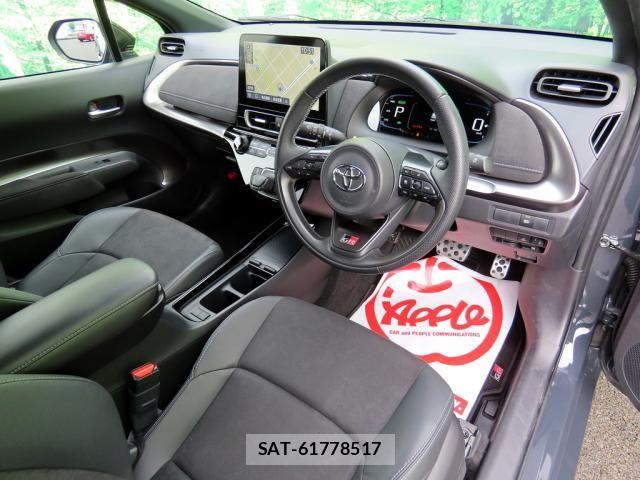 Toyota AQUA 2024-09 8034356-18