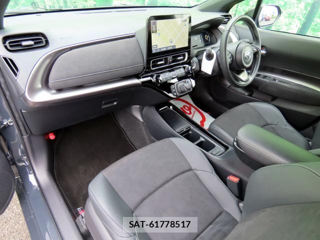 Toyota AQUA 2024-09 8034356-19