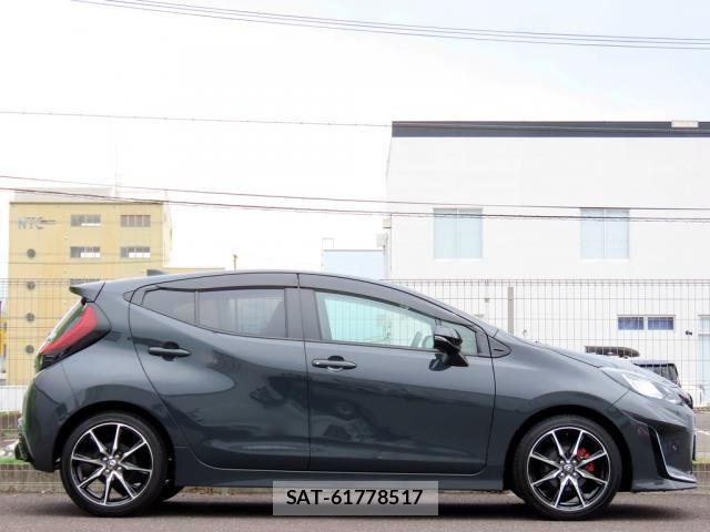 Toyota AQUA 2024-09 8034356-4