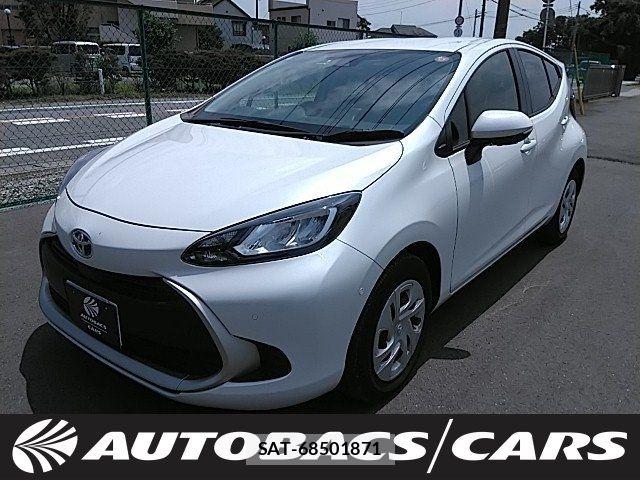 Toyota AQUA 2022-11 8034359-0