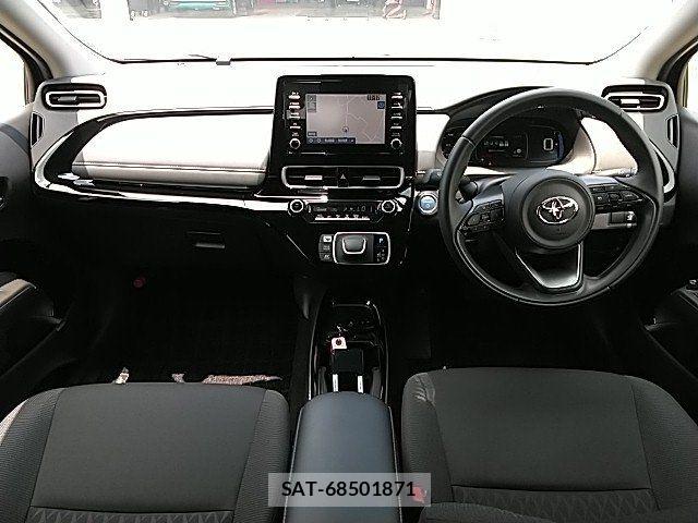 Toyota AQUA 2022-11 8034359-8