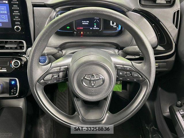 Toyota AQUA 2022-08 8034368-10