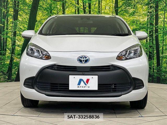 Toyota AQUA 2022-08 8034368-13
