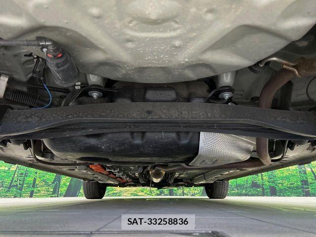 Toyota AQUA 2022-08 8034368-18