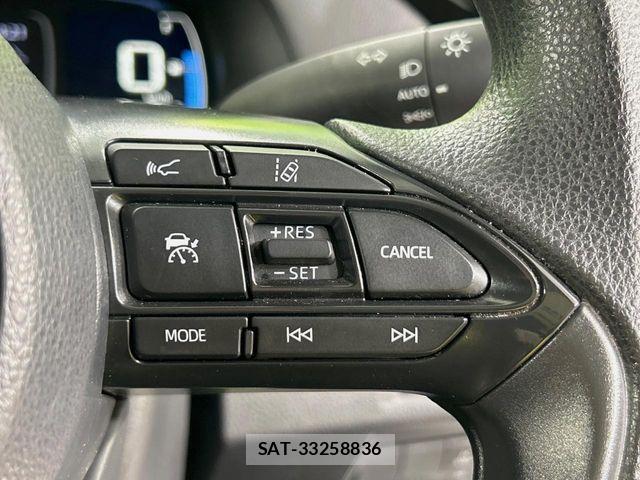 Toyota AQUA 2022-08 8034368-3