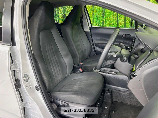Toyota AQUA 2022-08 8034368-7