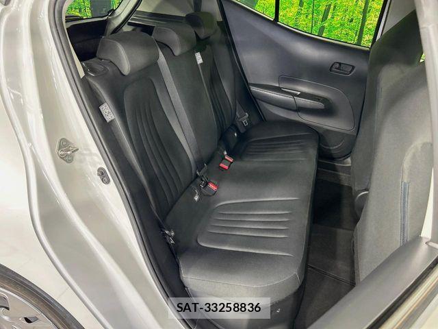 Toyota AQUA 2022-08 8034368-8