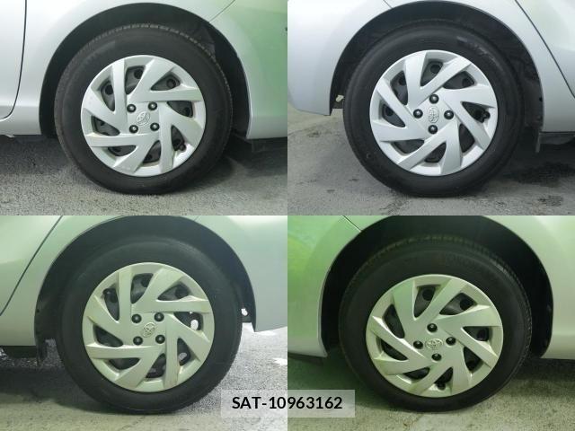 Toyota AQUA 2015-03 8034381-4