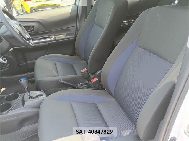Toyota AQUA 2021-06 8034382-18