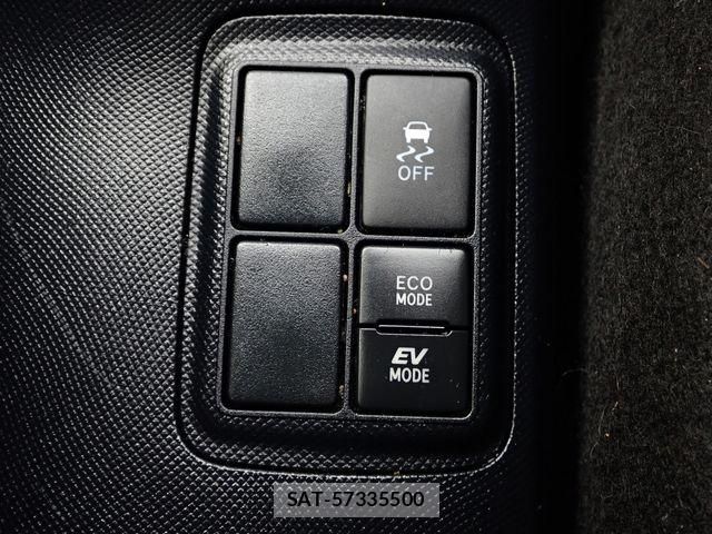 Toyota AQUA 2021-01 8034379-12