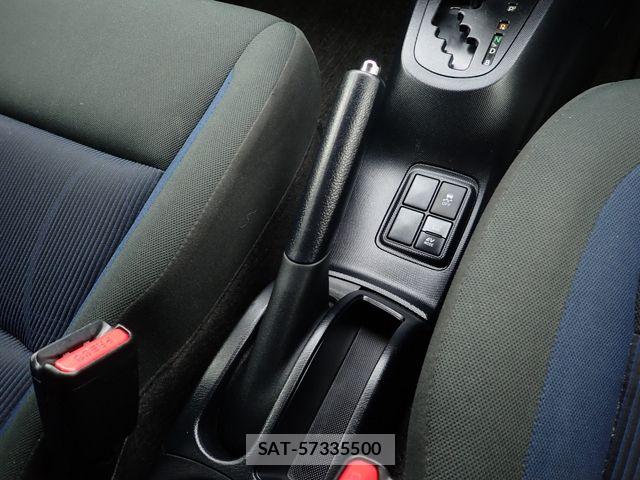 Toyota AQUA 2021-01 8034379-22