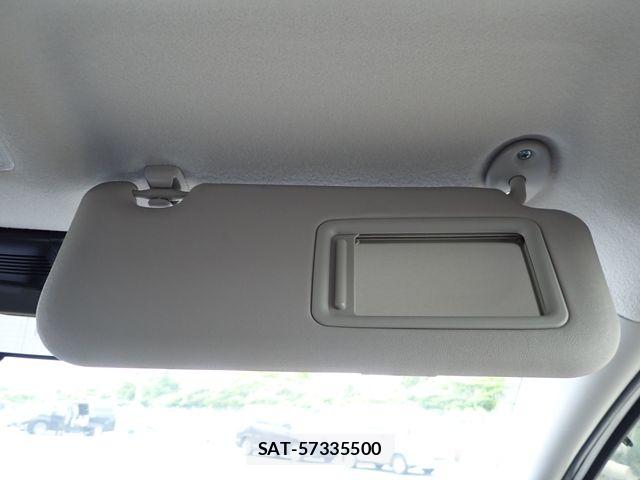 Toyota AQUA 2021-01 8034379-24