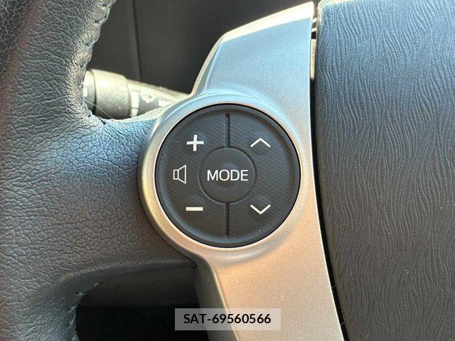 Toyota AQUA 2013-07 8034383-5