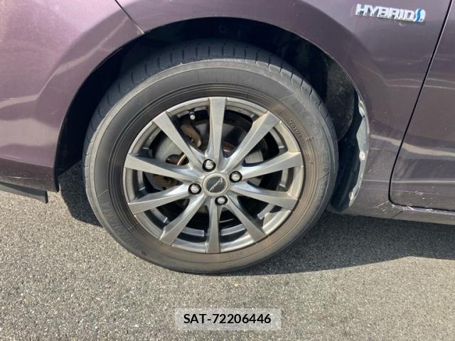 Toyota AQUA 2015-08 8034417-9