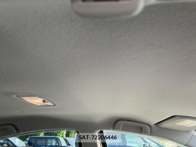 Toyota AQUA 2015-08 8034417-14