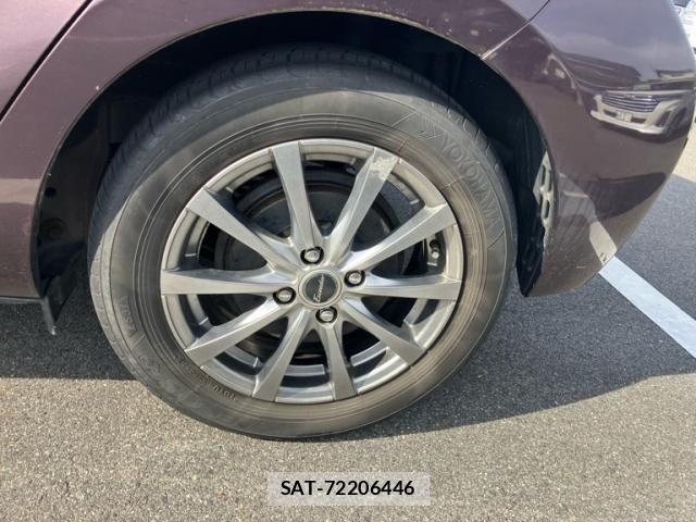 Toyota AQUA 2015-08 8034417-8