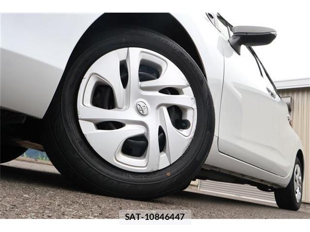 Toyota AQUA 2023-06 8034363-13