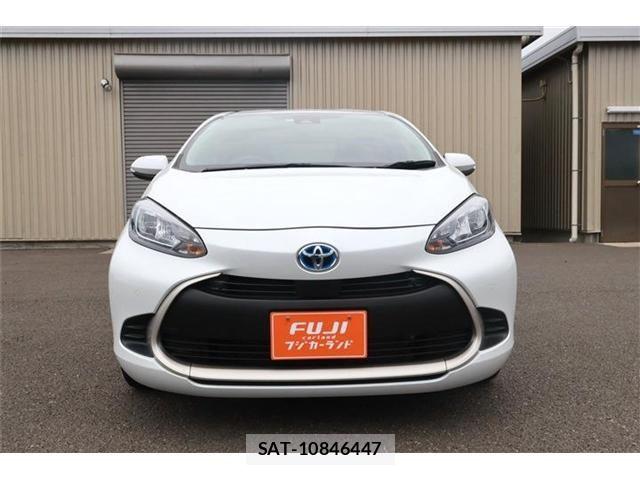 Toyota AQUA 2023-06 8034363-14
