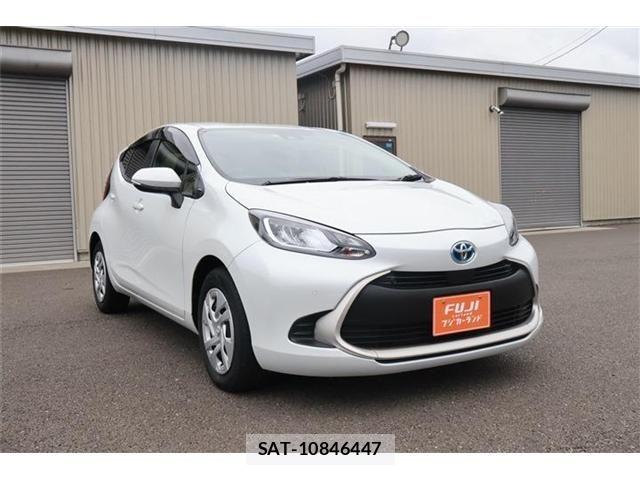 Toyota AQUA 2023-06 8034363-16