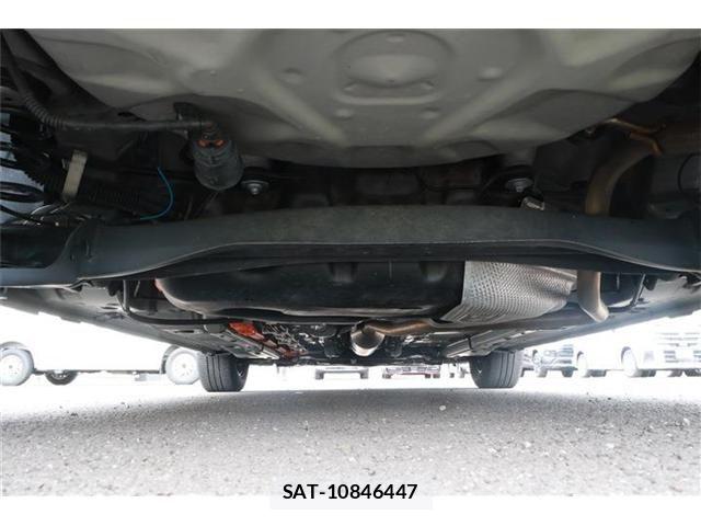 Toyota AQUA 2023-06 8034363-18