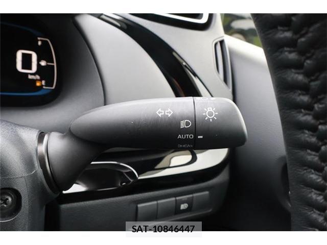 Toyota AQUA 2023-06 8034363-24