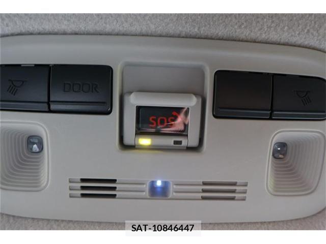 Toyota AQUA 2023-06 8034363-28