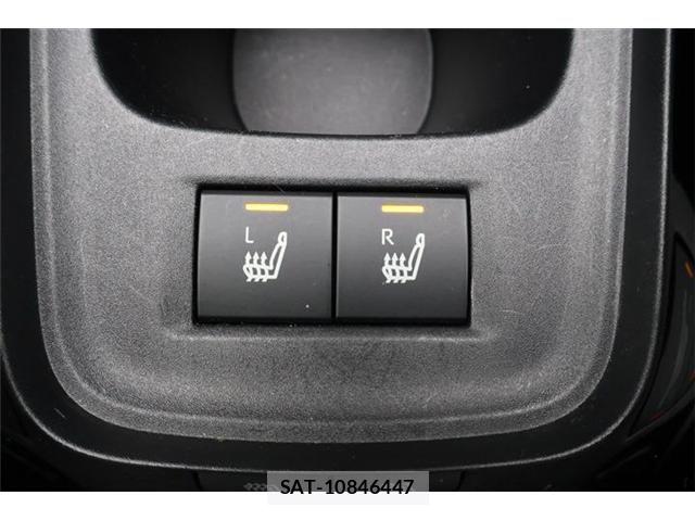 Toyota AQUA 2023-06 8034363-7