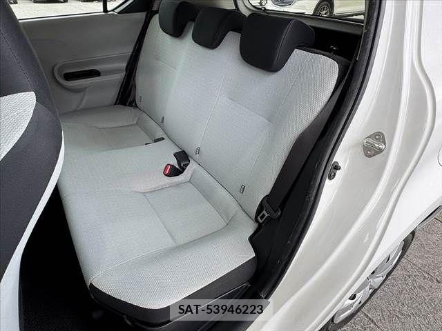 Toyota AQUA 2013-05 8034422-18