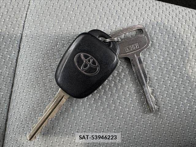 Toyota AQUA 2013-05 8034422-21