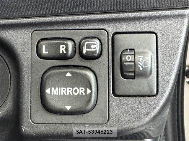 Toyota AQUA 2013-05 8034422-24