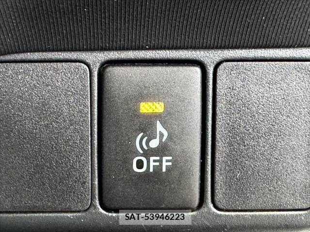 Toyota AQUA 2013-05 8034422-25