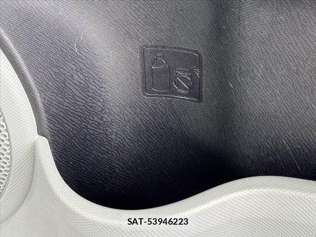 Toyota AQUA 2013-05 8034422-29