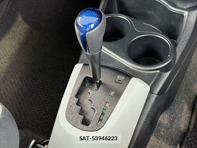 Toyota AQUA 2013-05 8034422-3