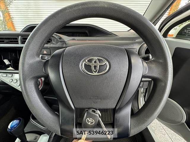 Toyota AQUA 2013-05 8034422-6