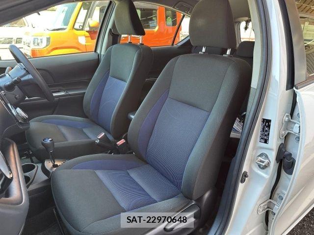 Toyota AQUA 2018-04 8034375-10