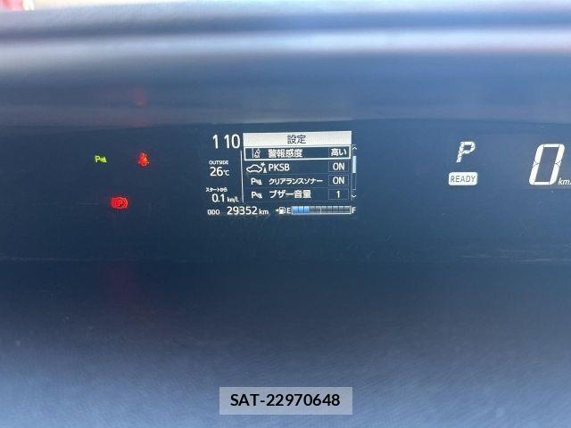 Toyota AQUA 2018-04 8034375-25
