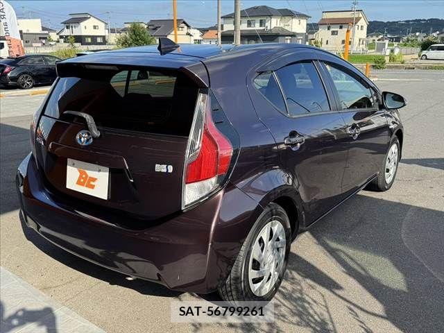 Toyota AQUA 2016-05 8034400-14