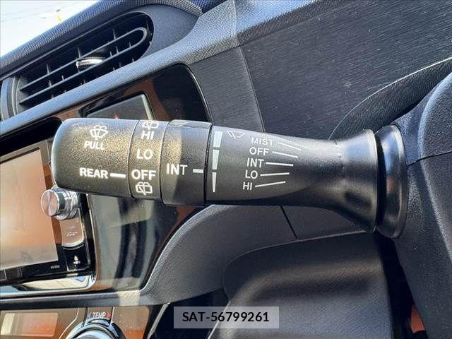 Toyota AQUA 2016-05 8034400-29