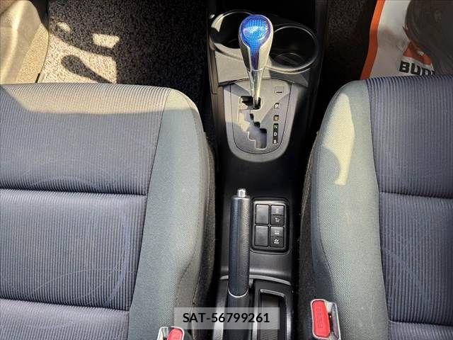 Toyota AQUA 2016-05 8034400-6
