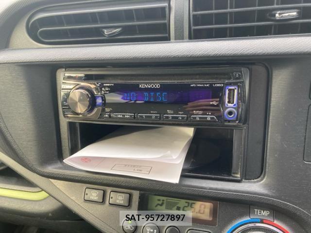 Toyota AQUA 2012-03 8034423-13