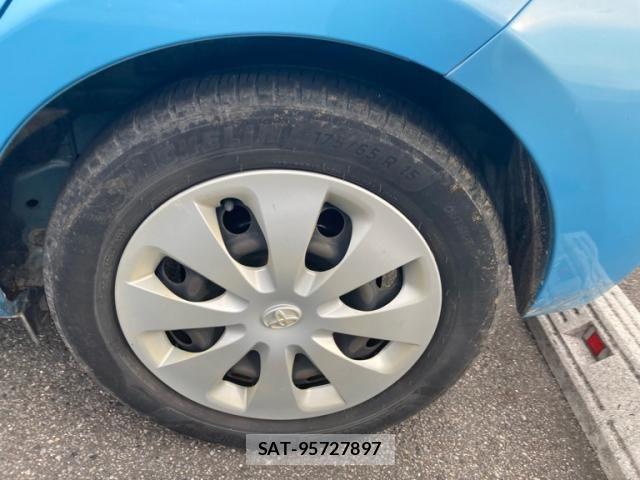 Toyota AQUA 2012-03 8034423-6