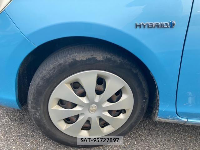 Toyota AQUA 2012-03 8034423-7