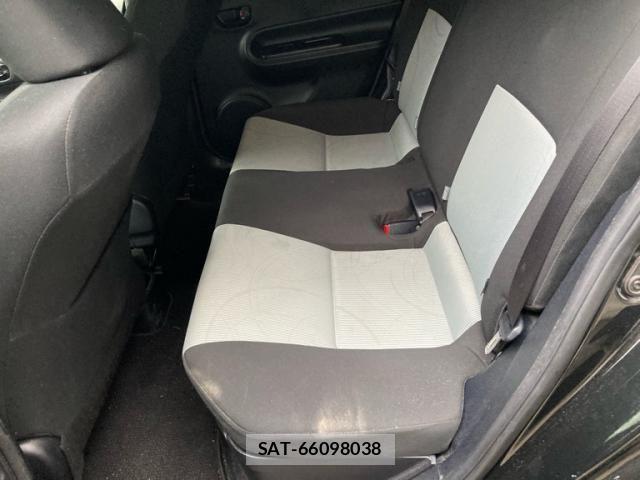 Toyota AQUA 2013-09 8034415-13