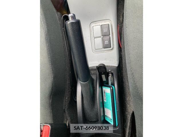 Toyota AQUA 2013-09 8034415-15