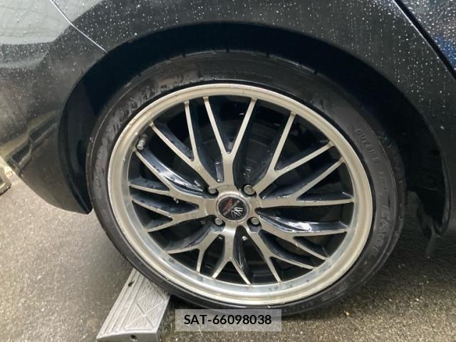 Toyota AQUA 2013-09 8034415-6