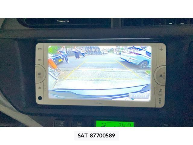 Toyota AQUA 2013-08 8034416-13