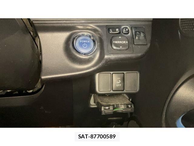Toyota AQUA 2013-08 8034416-16