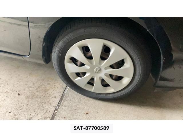 Toyota AQUA 2013-08 8034416-3